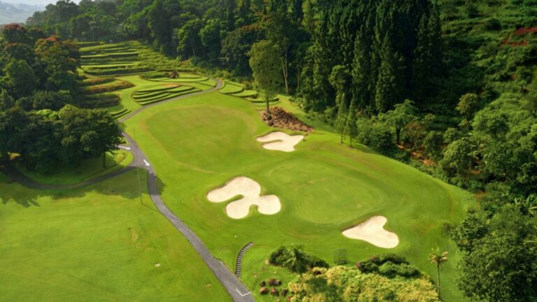 Gunung Geulis Country Club featured image